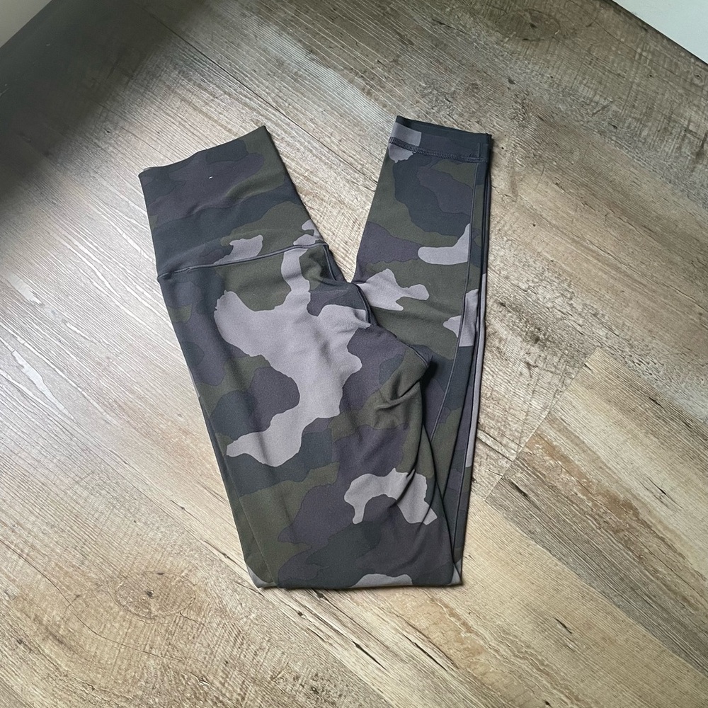 NWOT Offline by Aerie Leggings